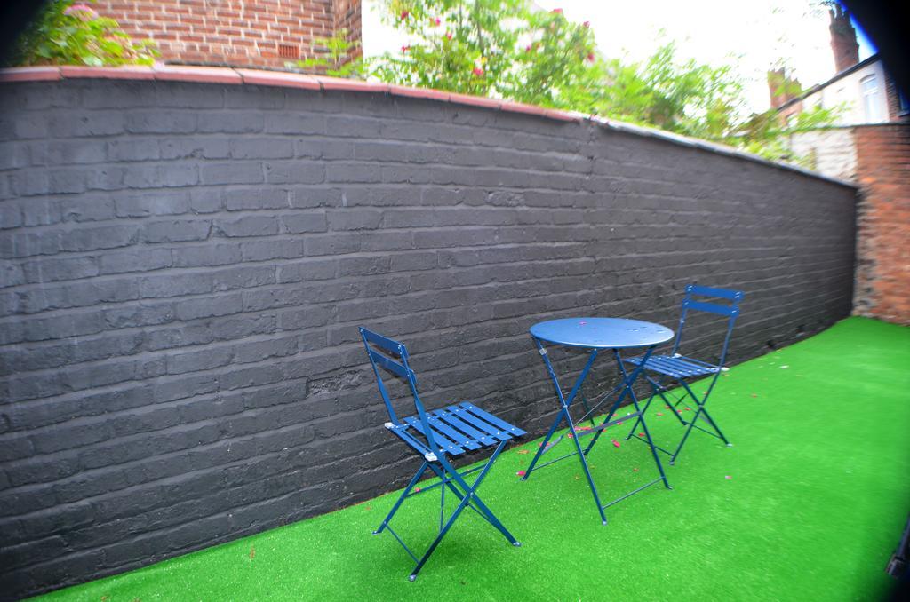 Birchfields Guest House Manchester Exterior photo