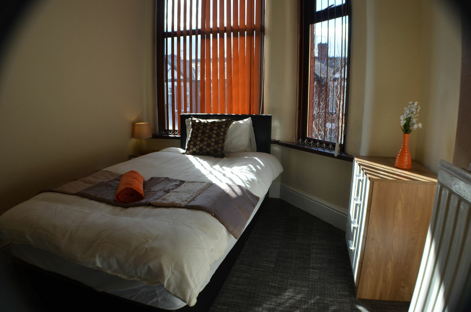 Birchfields Guest House Manchester Exterior photo