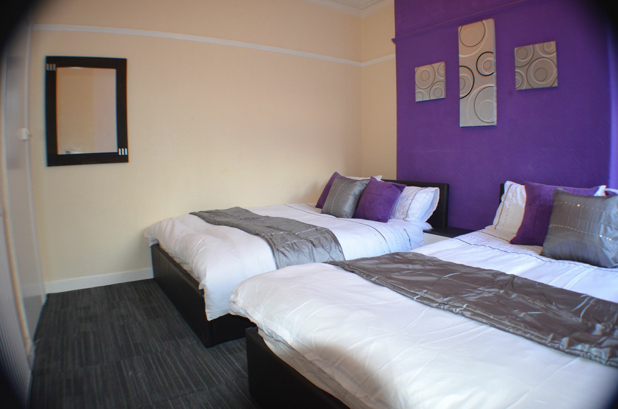 Birchfields Guest House Manchester Exterior photo
