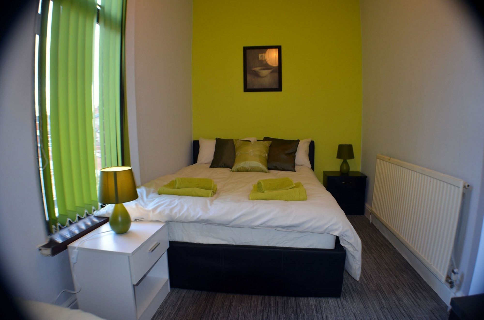 Birchfields Guest House Manchester Exterior photo